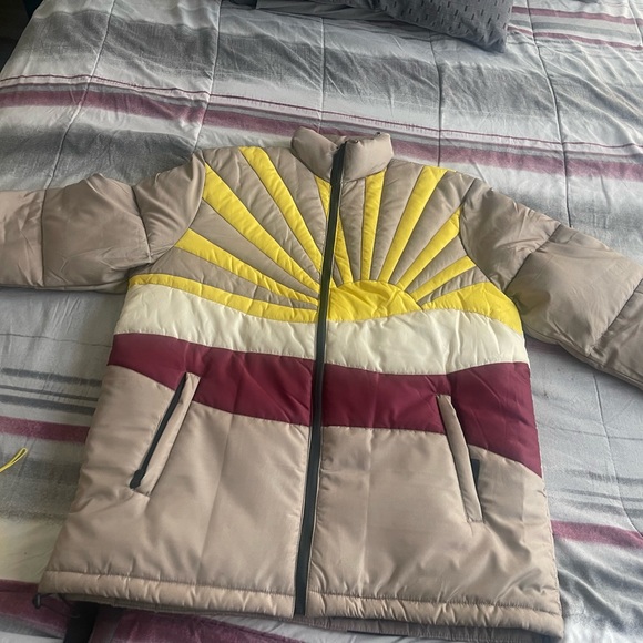 WESC Landscape Puffer Jacket - Picture 1 of 6